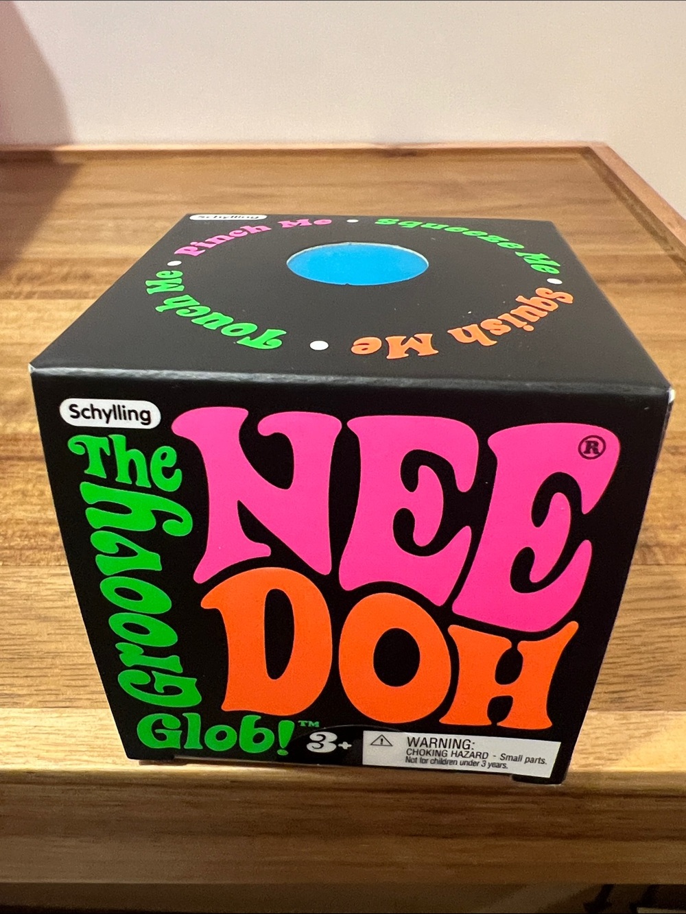 🌟NeeDoh Blue Groovy Glob Squish Ball Brand New, Authentic 💙